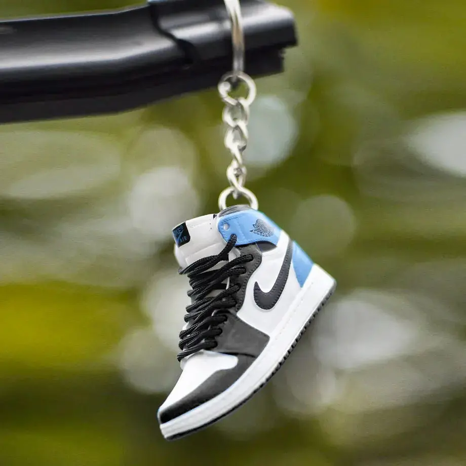 Novelty Jordan Sneaker Keyring 2