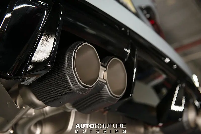 Akrapovic 2021+ Bmw M3 (G80) M4 (G82) Black Carbon Tail Pipe Set (Octagonal Carbon Design) 1