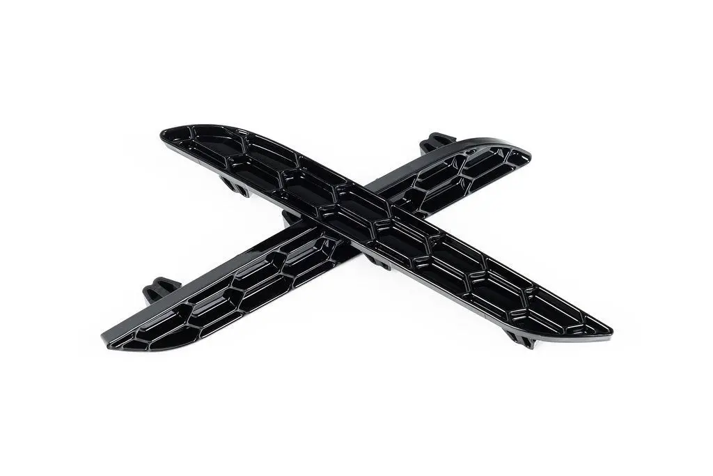 Acexxon G42 2-Series M-Sport Rear Reflector Insert Set - Honeycomb 1