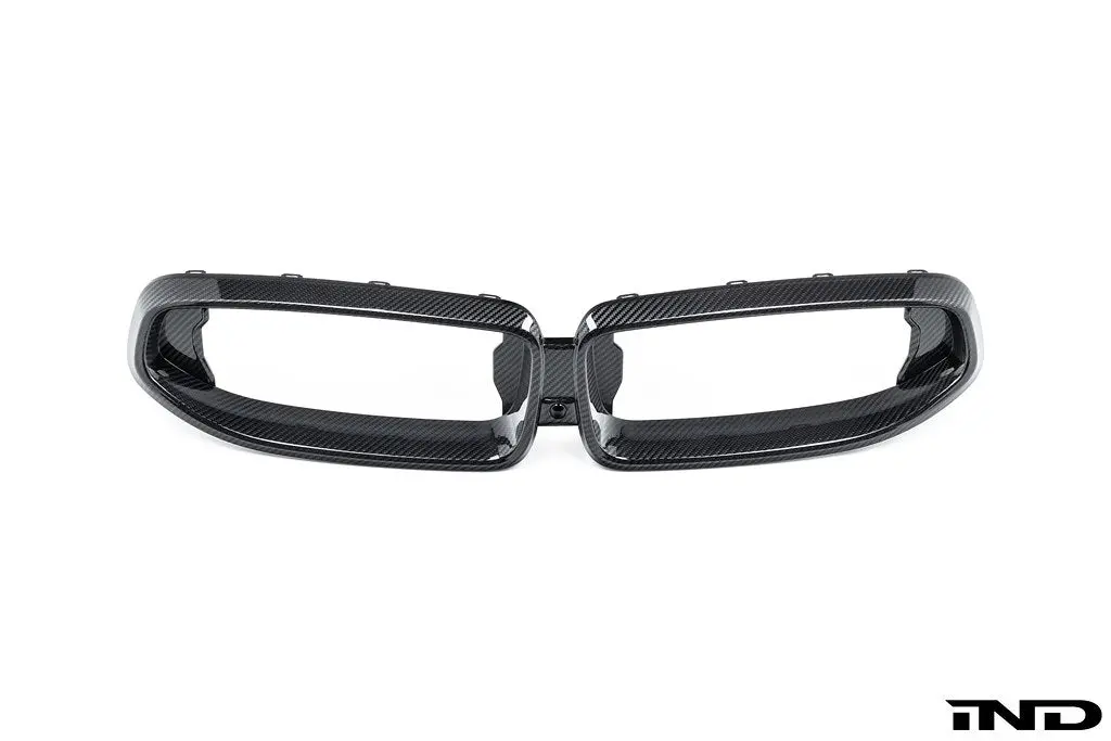 Trevora G42 2-Series Gloss Pre-Preg Carbon Fiber Front Grille 1