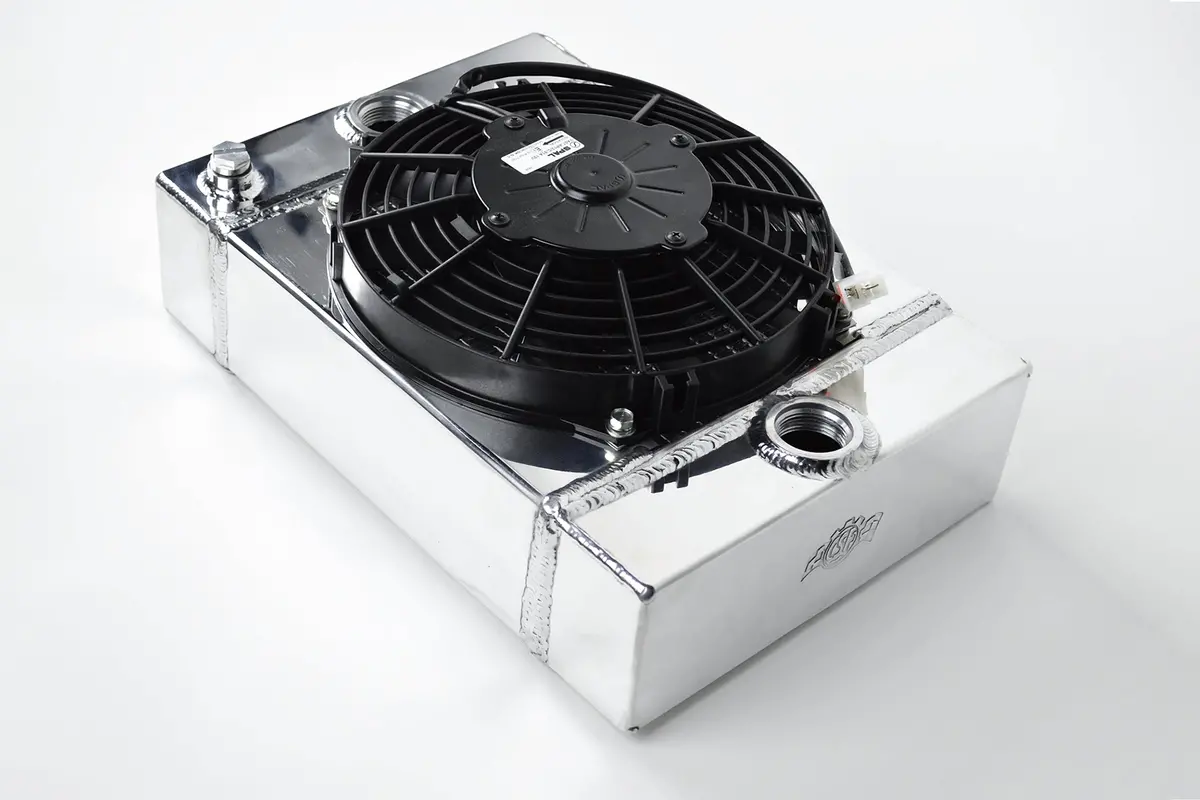 Universal Drag/Tuck Radiator 10.5"X10"X3.6" W/ 9" Spal Fan 1