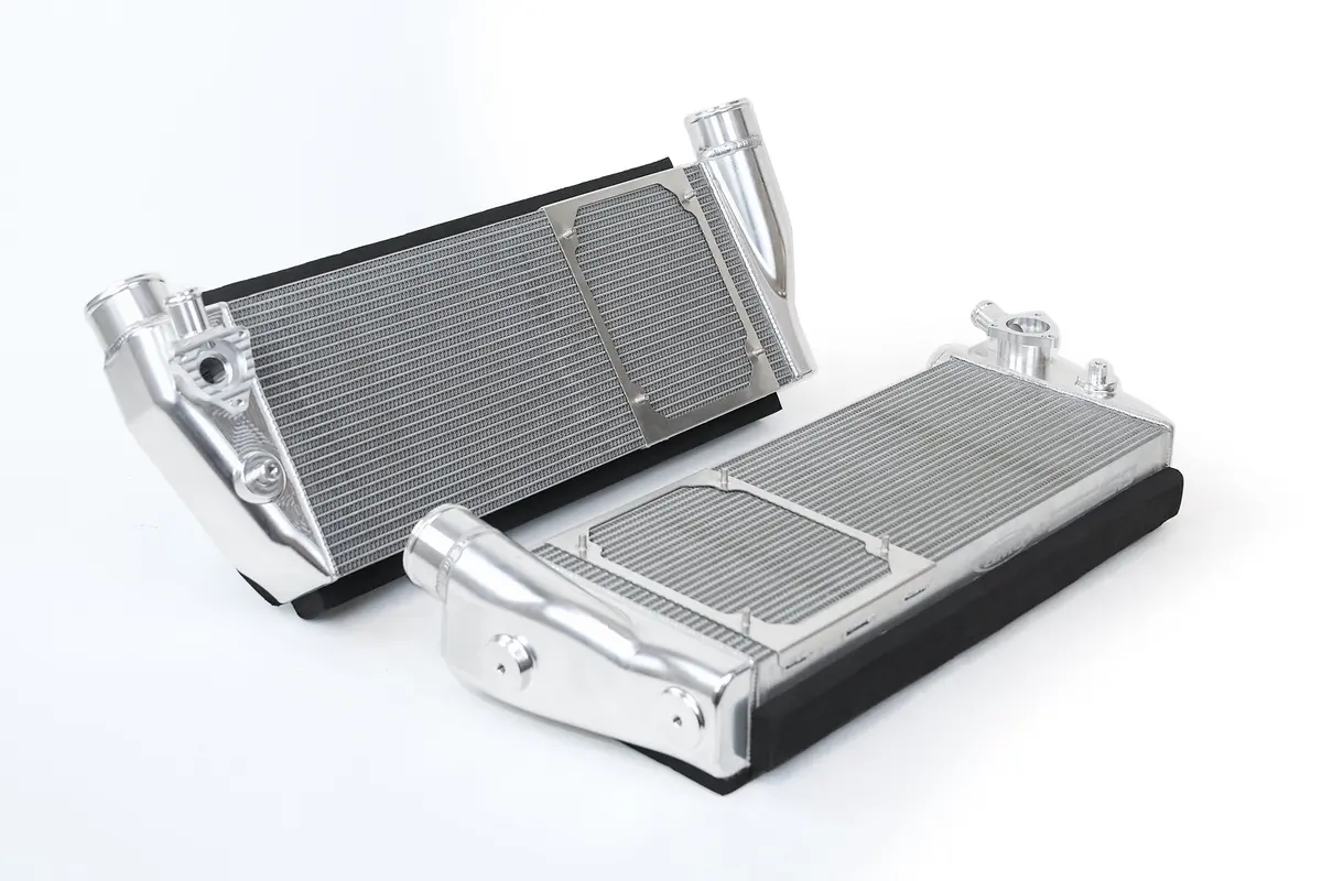 Ferrari 488 Gtb 15-20 / 488 Spider 16-20 / 488 Pista 19-21 / F8 Tributo/Spider 20+ Twin Intercooler Set 1