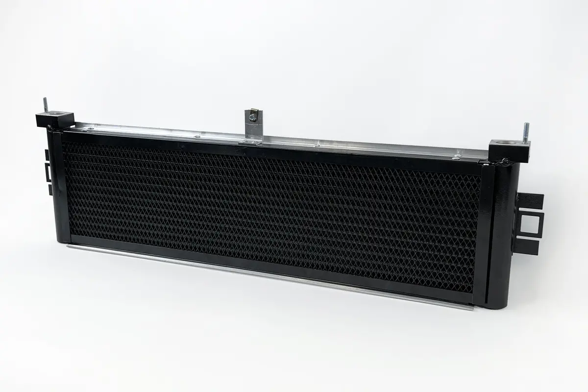 Bmw G8x M2/M3/M4 Engine Oil Cooler W/ Rock Guard 1