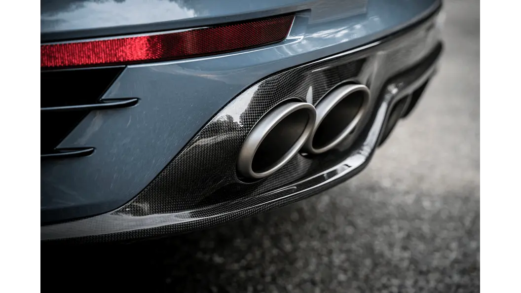 Akrapovic 16-17 Porsche 911 Turbo/Turbo S (991.2) Slip-On Line (Titanium) W/ Tips & Gloss Diffuser 1