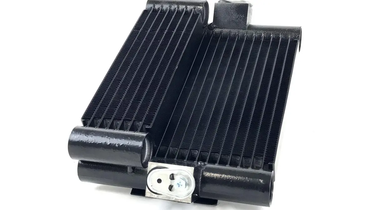 Csf 15-18 Bmw M2 (F87) Race-Spec Oil Cooler 1