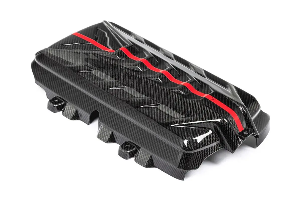 Chevrolet C8 Corvette Stingray Carbon Engine Cover 1