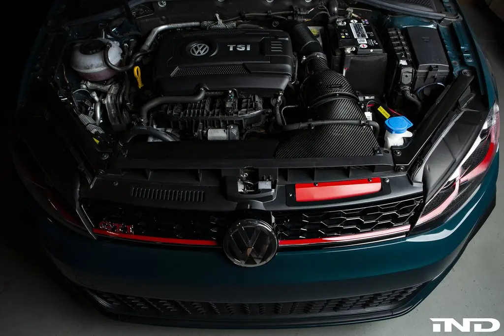 Eventuri Vw/Audi Mqb 2.0Tfsi Carbon Fiber Intake System 1
