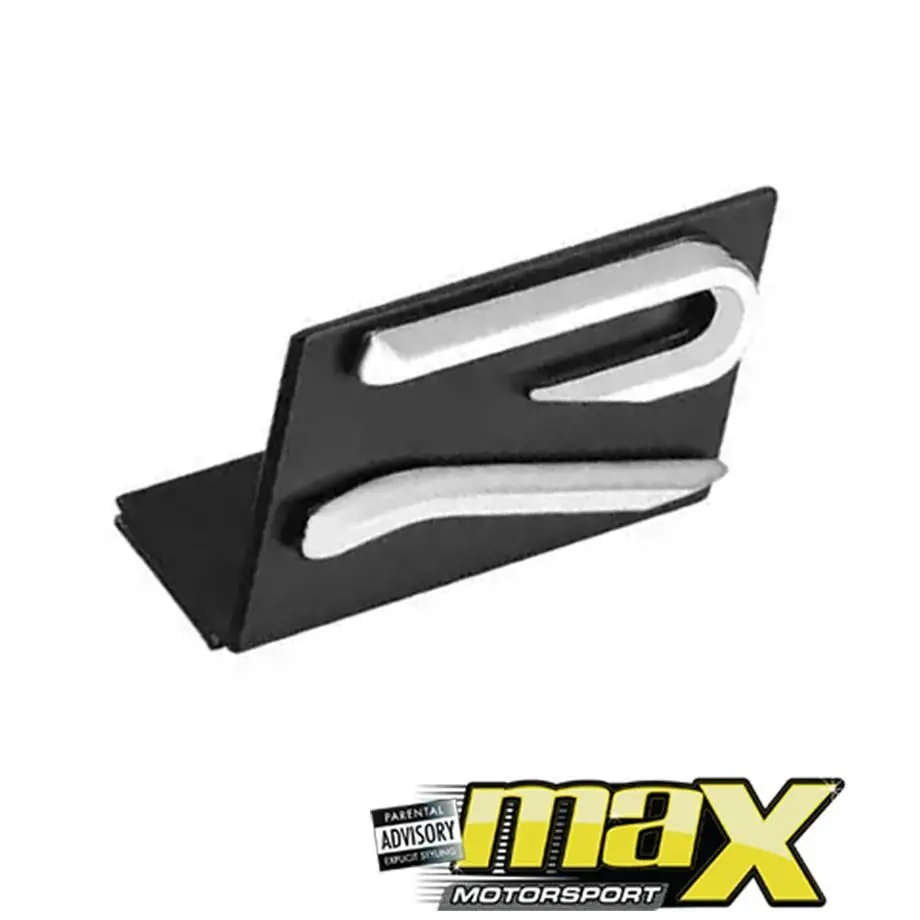 Golf 8 Style - R Logo Grille Badge (Chrome) 1