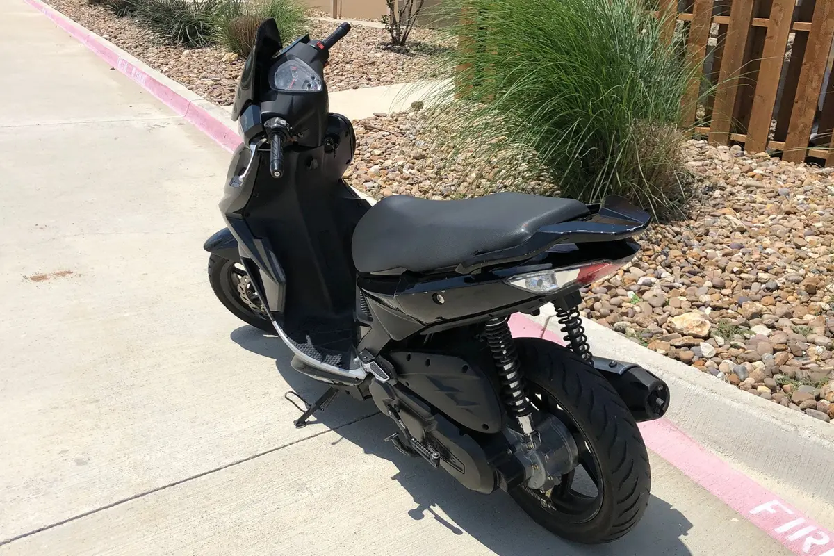 Kymco Two Seater Scooter 1