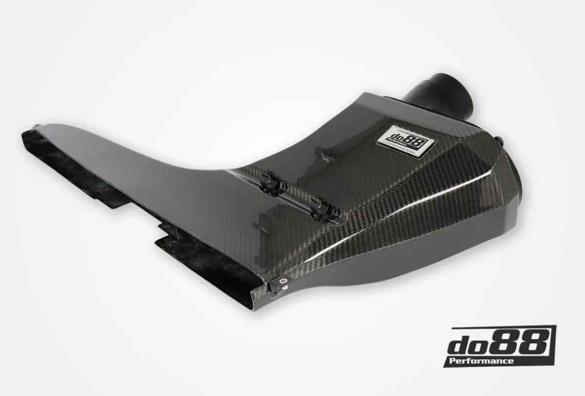Do88 Volkswagen Mk8 Golf R / Gti Carbon Fiber Intake 1