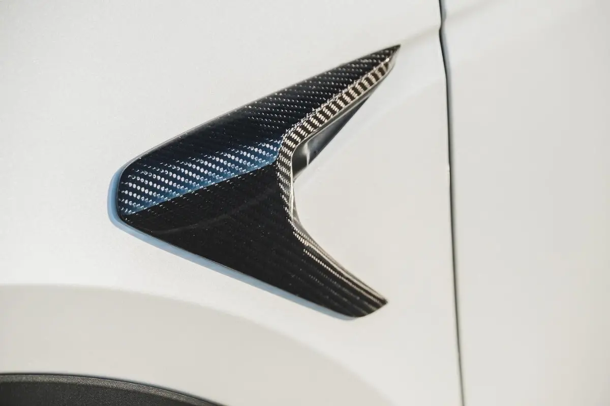 Adro Tesla Model 3 Carbon Fiber Camera Cover 1