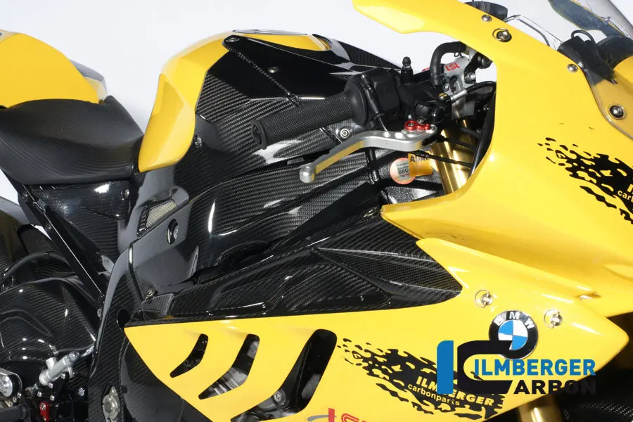 Right Side Cover On The Tank Carbon 1