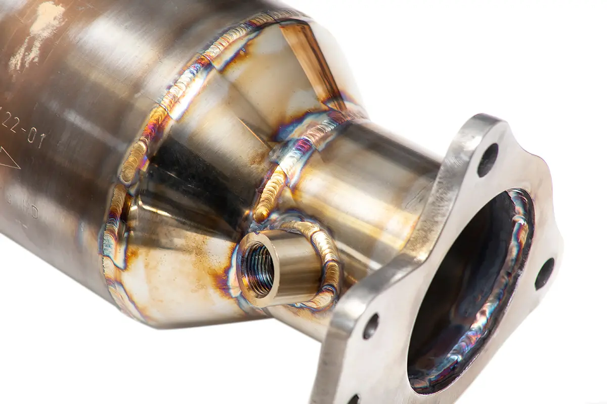Soul 20+ Chevrolet C8 Corvette Sport Exhaust Package - 4In Slash Cut Tips - Polished Chrome 2
