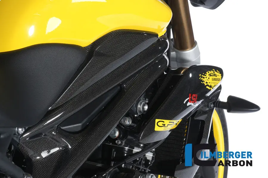 Tank Side Cover Right Carbon 1
