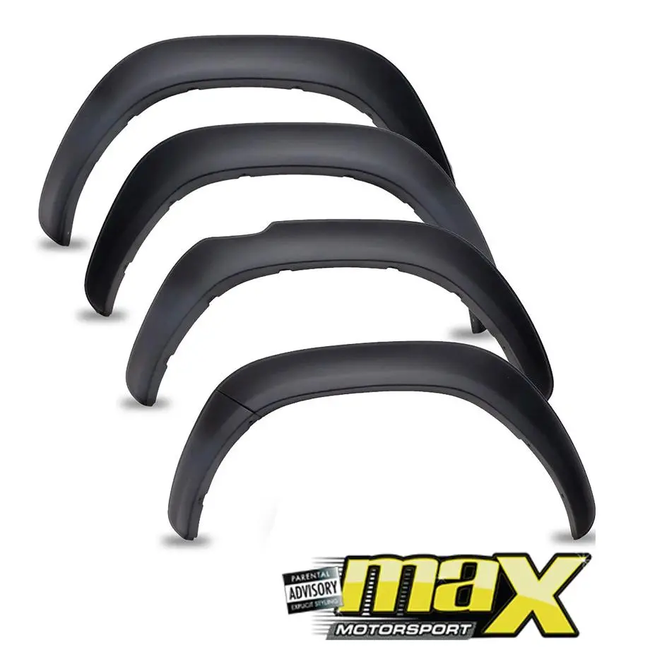 Toyota Hilux (15-19) Double Cab Oem Style Smooth Plastic Wheel Arch Kit 1