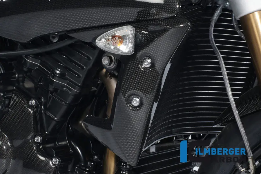 Right Radiator Cover Carbon 1