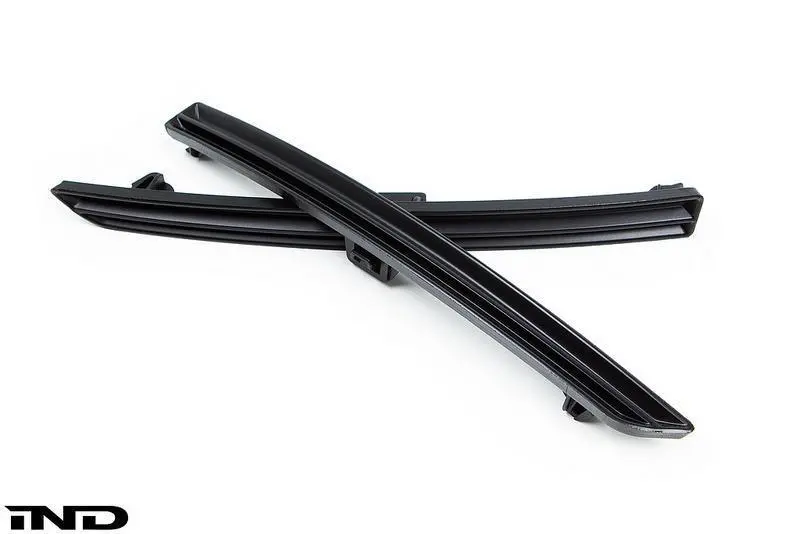 Acexxon Bmw F8x M3 / M4 Rear Reflector Insert Set - Horizontal Slat Matte Black 1