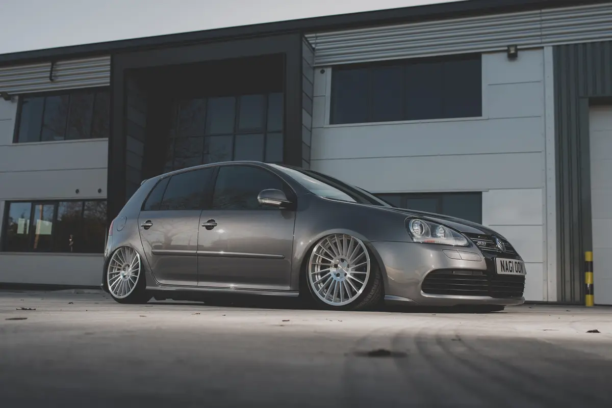 Copy Of Air Lift Vw Golf Mk5 Gti/Tdi/R32 - 3P / 3H  1/4" Or 3/8" Performance Kit 1